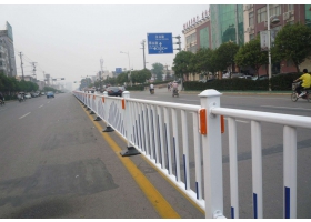 大兴安岭地区市政道路护栏工程